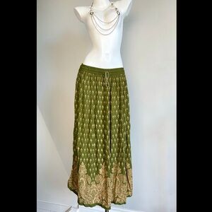 Vintage Green Boho Cottagecore Maxi Skirt With Gold Accents